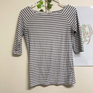 Women’s half sleeve length, black and white stripe